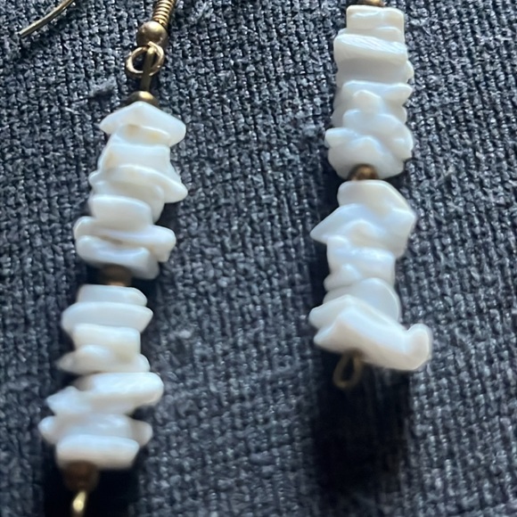 Shell Earrings - Picture 3 of 5